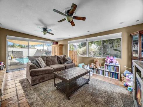 600 N Fonda , La Habra, CA