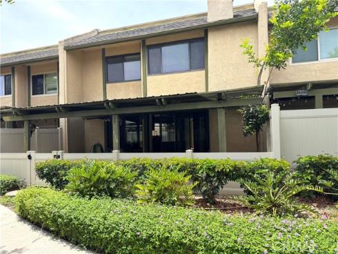 530  Berry  , La Habra, CA