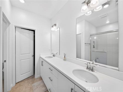 306  Vista  103  Drive, La Habra, CA