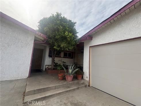 821 S Euclid  , La Habra, CA