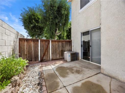 186 S Idaho Street, La Habra, CA