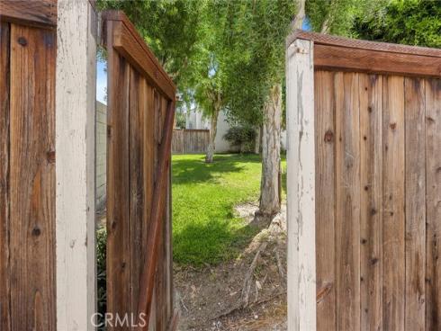 186 S Idaho   Street, La Habra, CA