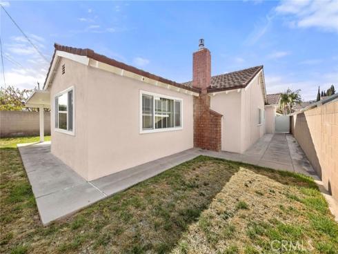 341  E Parkwood Ave  , La Habra, CA