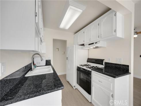 1300 W Lambert 10 , La Habra, CA