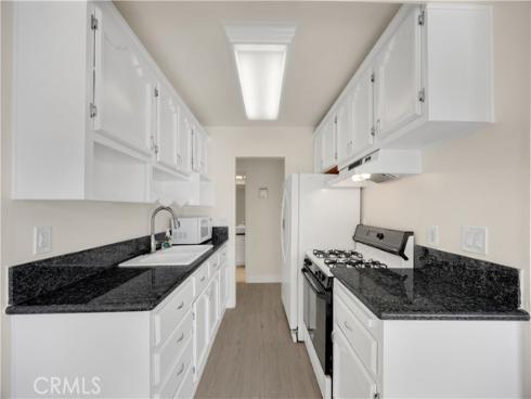 1300 W Lambert 10 , La Habra, CA