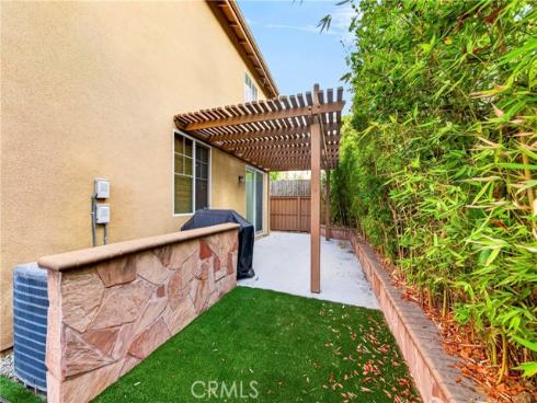 523 S Primrose , La Habra, CA