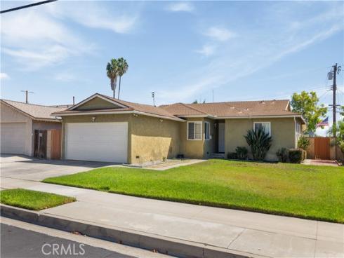 2430  Gregory  , La Habra, CA