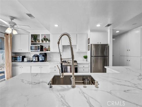 919  Glencliff  , La Habra, CA