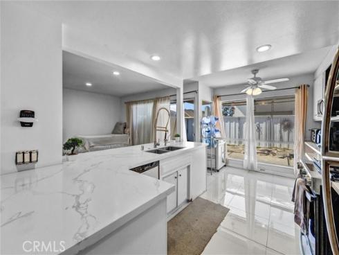 919  Glencliff  , La Habra, CA
