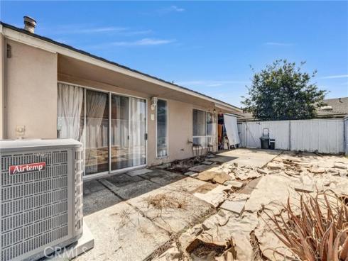 919  Glencliff  , La Habra, CA