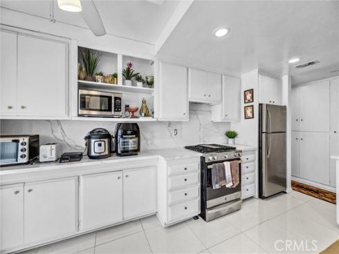919  Glencliff  , La Habra, CA