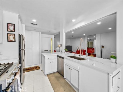 919  Glencliff  , La Habra, CA