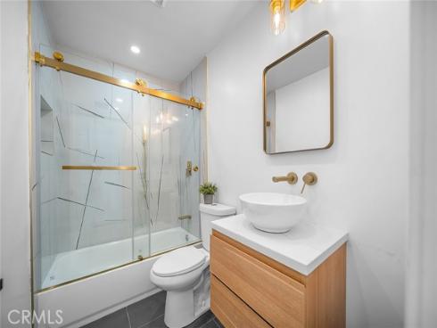 5592 Pineridge Dr , La Palma, CA