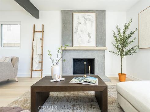 5592 Pineridge Dr , La Palma, CA