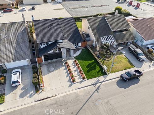 5592 Pineridge Dr , La Palma, CA