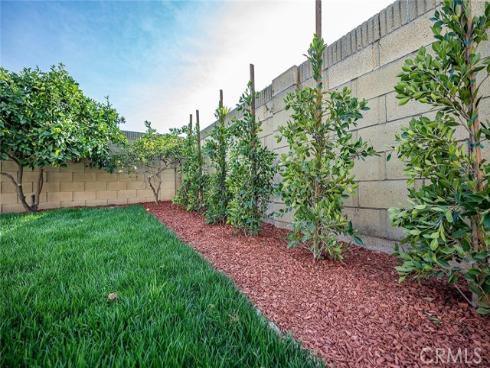 5592 Pineridge Dr , La Palma, CA