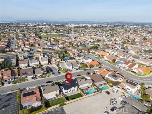 5592  Pineridge Dr  , La Palma, CA