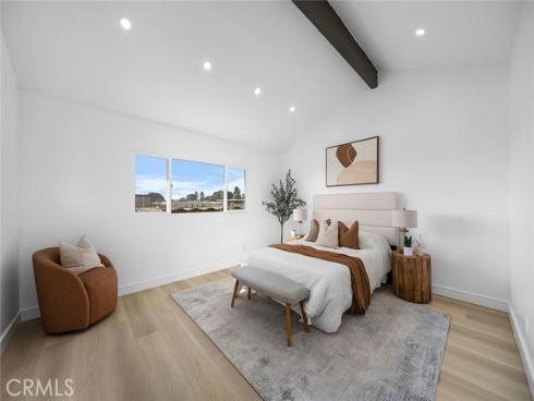 5592 Pineridge Dr , La Palma, CA