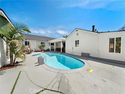 5742  Thelma   Avenue, La Palma, CA