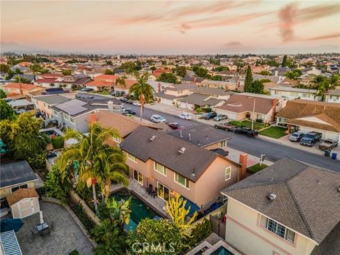 8211 Bellhaven , La Palma, CA