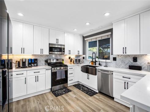 8211 Bellhaven , La Palma, CA