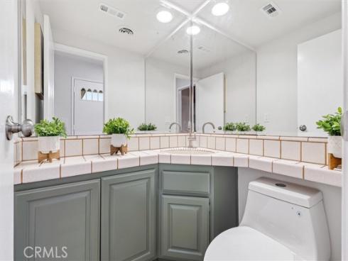 5271  Niguel  , La Palma, CA