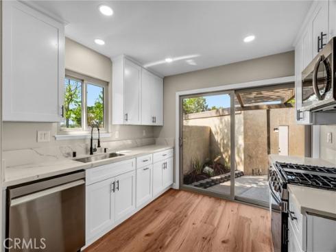 8616 Cornwall Circle , La Palma, CA