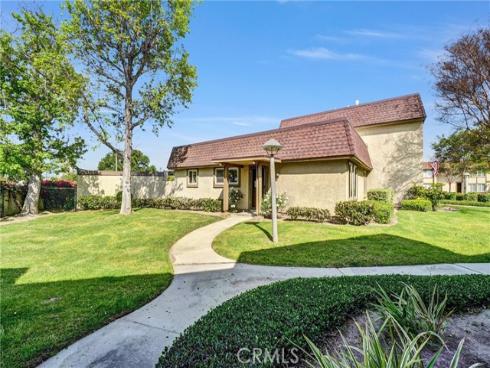 8616 Cornwall Circle , La Palma, CA