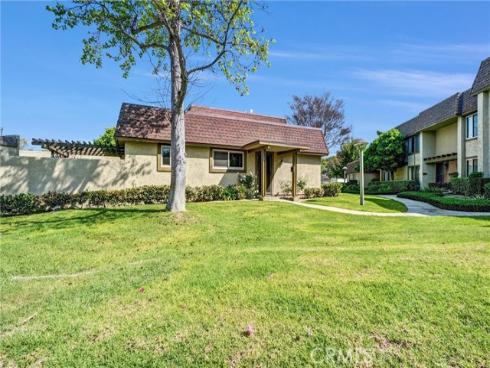 8616 Cornwall Circle , La Palma, CA