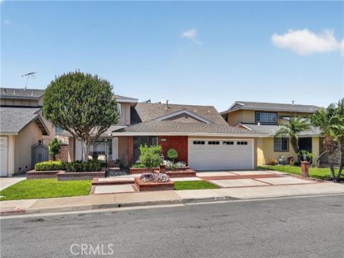 8221 Somerdale Lane