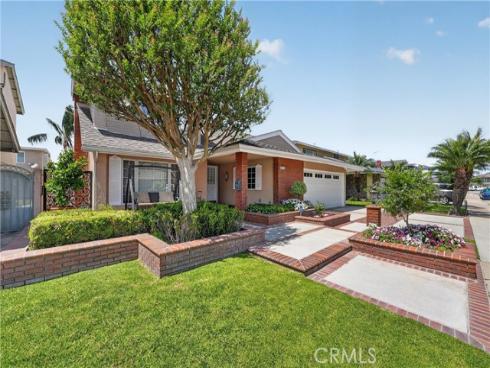 8221 Somerdale Lane, La Palma, CA