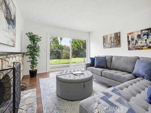 4571 Trafalgar , La Palma, CA