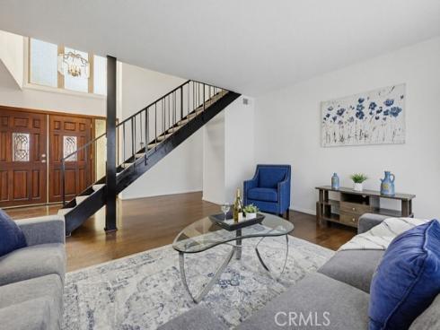 4571 Trafalgar , La Palma, CA