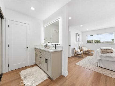 5781 Park West , La Palma, CA