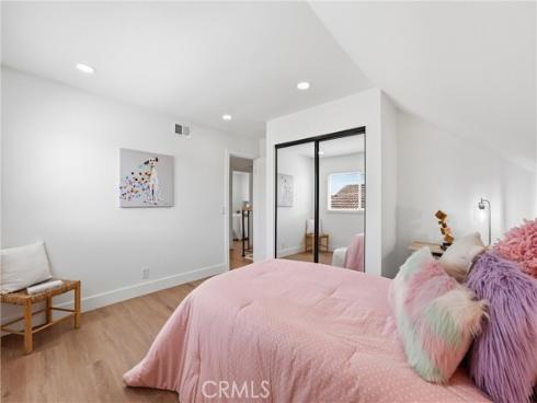 5781 Park West , La Palma, CA