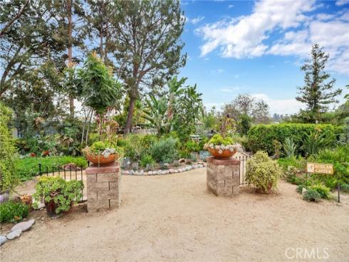 19  Hinterland   Way, Ladera Ranch, CA