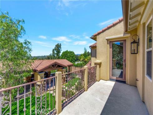 17  Lennox   Court, Ladera Ranch, CA