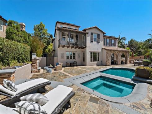 19  Dennis Lane  , Ladera Ranch, CA