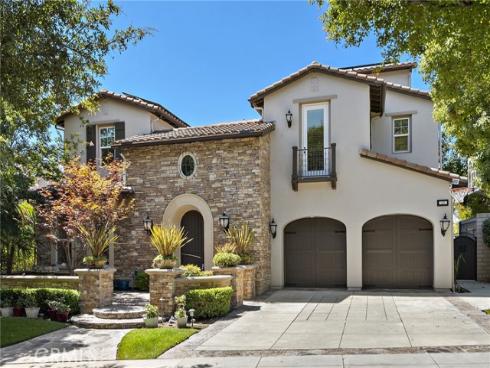 19  Dennis Lane  , Ladera Ranch, CA