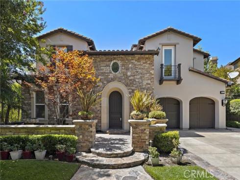 19  Dennis Lane  , Ladera Ranch, CA