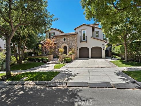 19  Dennis Lane  , Ladera Ranch, CA