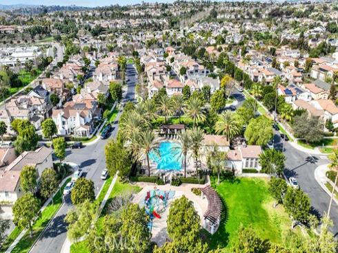 2 Delphinium 40 Street, Ladera Ranch, CA