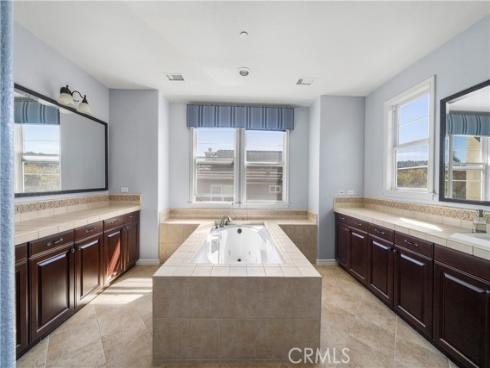 7  Waltham   Road, Ladera Ranch, CA