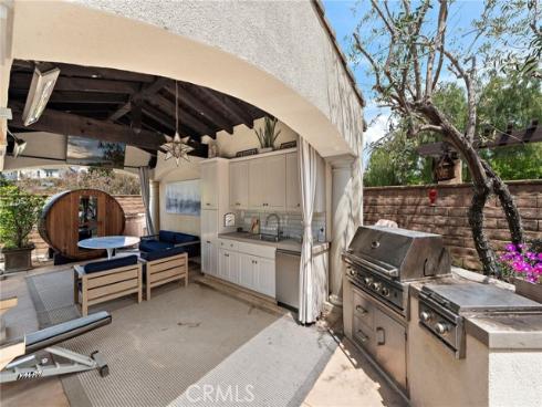 1  Cambridge   Road, Ladera Ranch, CA