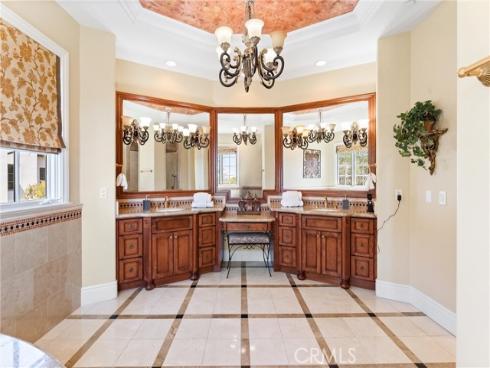 19  Fox Hole   Road, Ladera Ranch, CA