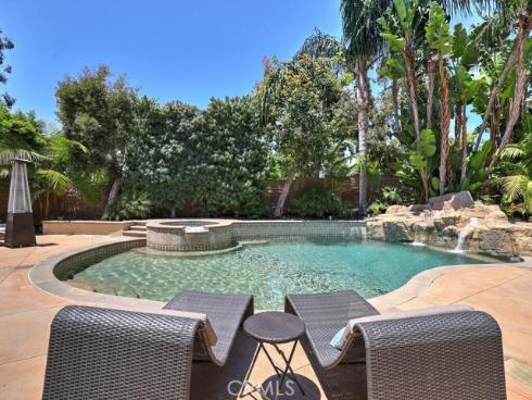 1  Lennox   Court, Ladera Ranch, CA