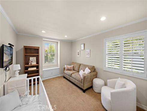 14 Downing Street, Ladera Ranch, CA