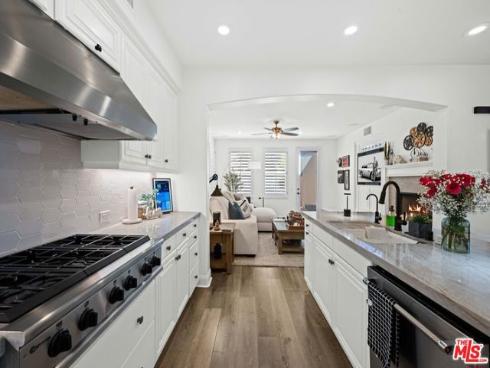 2 Waverly Place, Ladera Ranch, CA