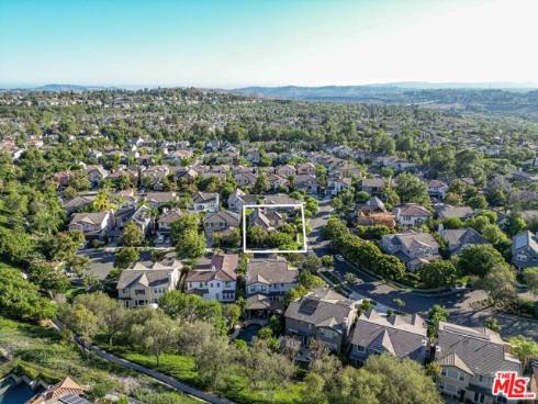 2  Waverly   Place, Ladera Ranch, CA