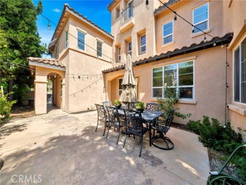 8 Caltrop Way, Ladera Ranch, CA